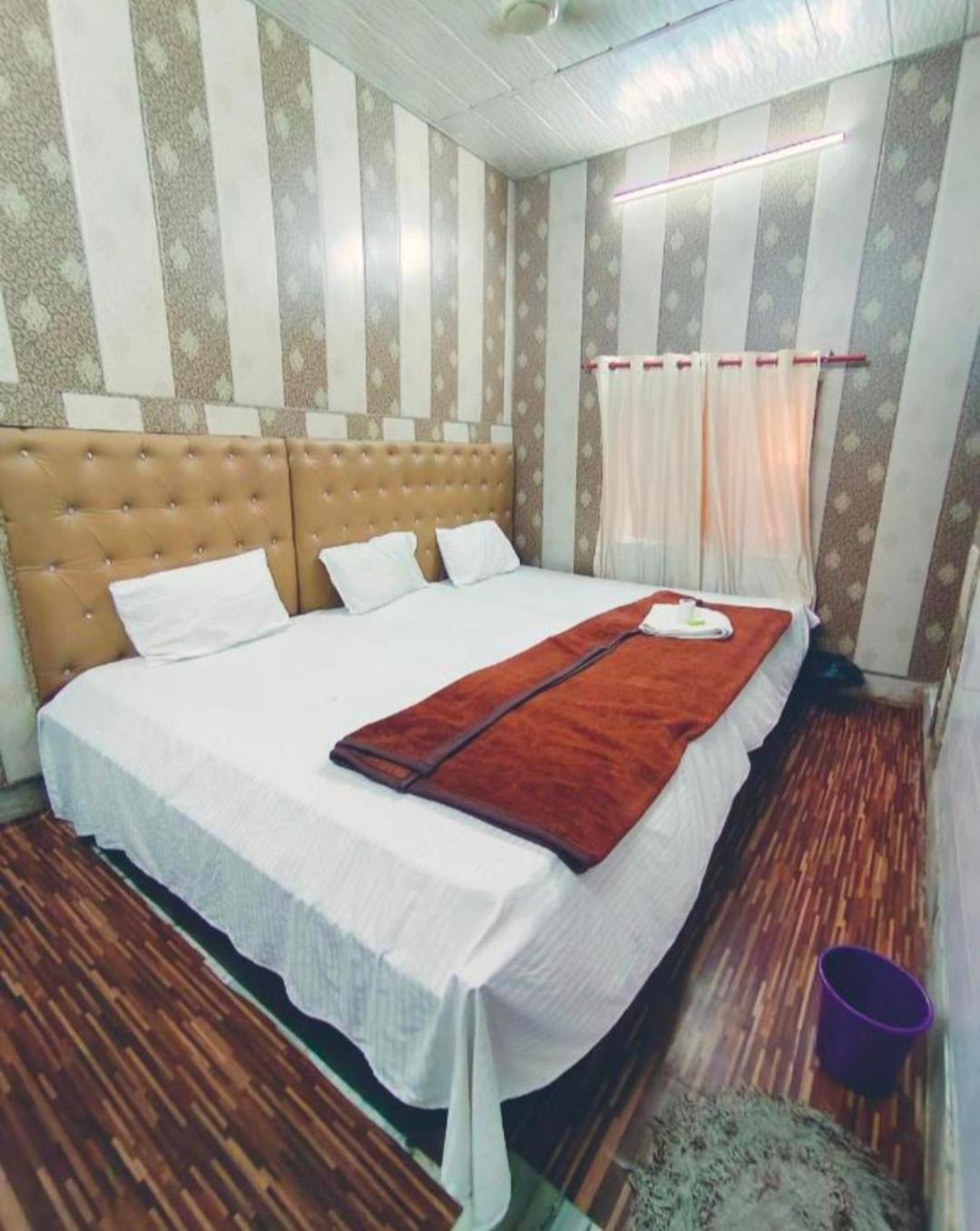 Hotel India Inn Walking Distance From Taj Mahal-- Rooftop Taj Mahal View Agra  Ngoại thất bức ảnh