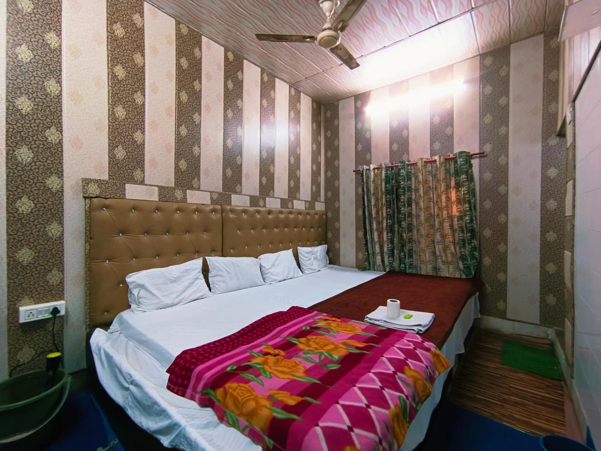 Hotel India Inn Walking Distance From Taj Mahal-- Rooftop Taj Mahal View Agra  Ngoại thất bức ảnh